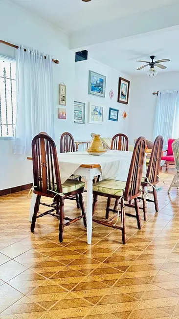 Foto 2 de Casa com 5 quartos à venda em Peruibe - SP