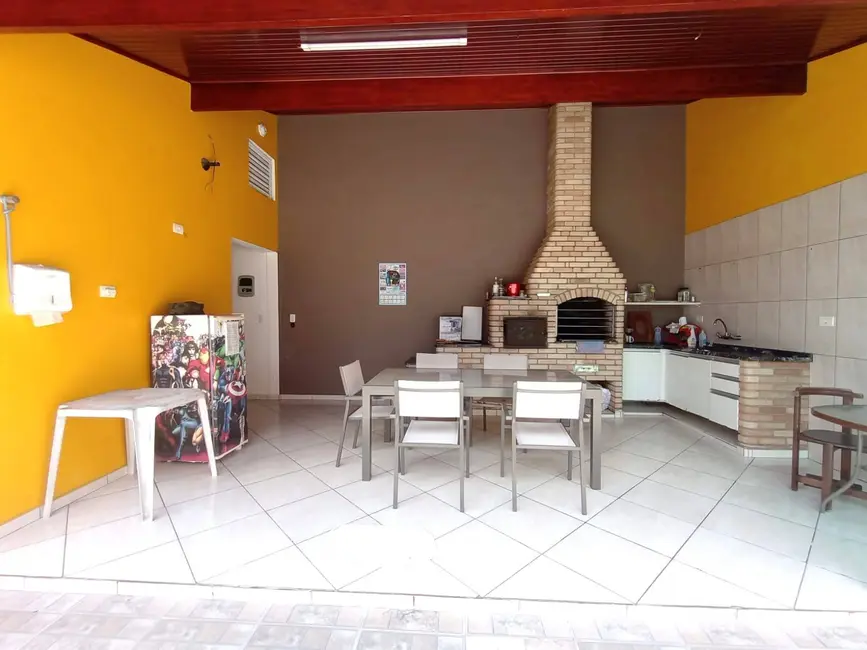 Foto 9 de Casa com 3 quartos à venda em Peruibe - SP