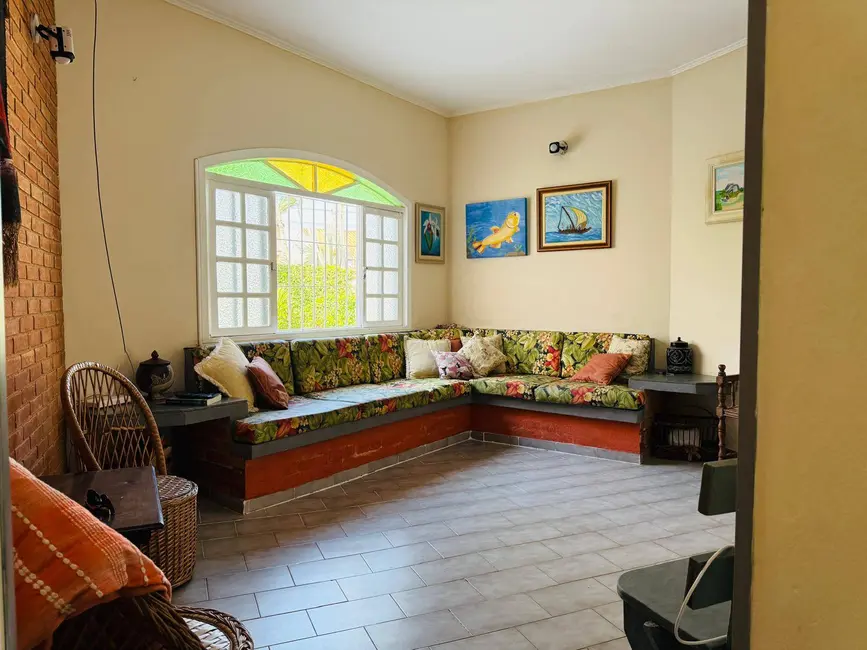 Foto 3 de Casa com 3 quartos à venda, 250m2 em Peruibe - SP