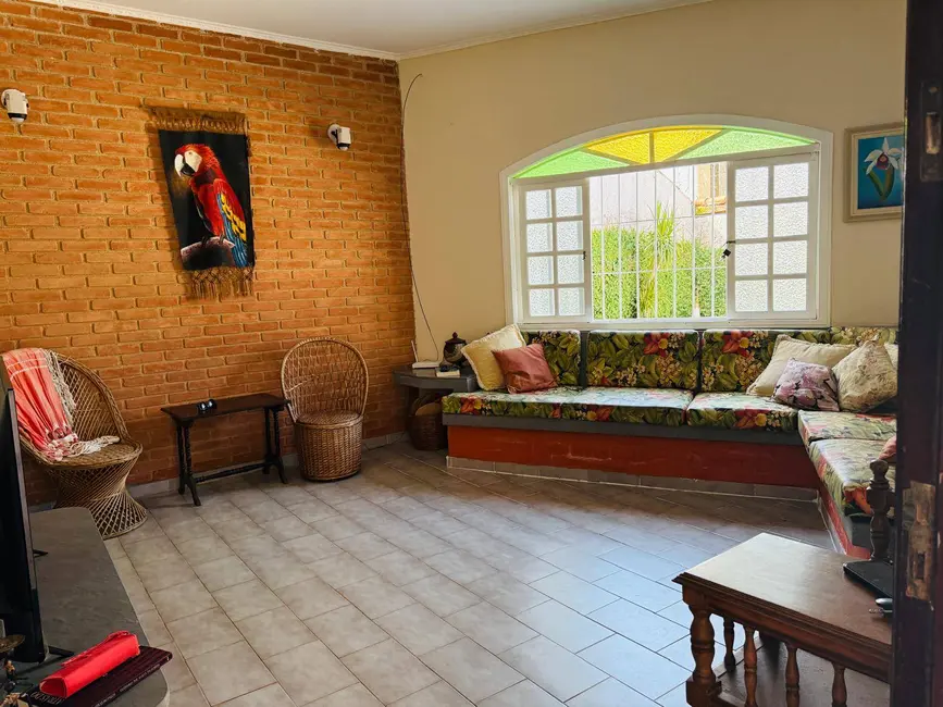 Foto 4 de Casa com 3 quartos à venda, 250m2 em Peruibe - SP