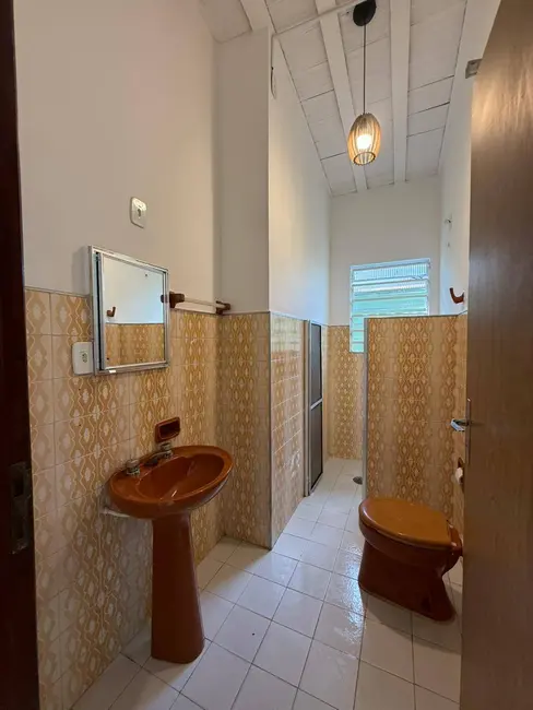 Foto 8 de Casa com 3 quartos à venda, 180m2 em Peruibe - SP