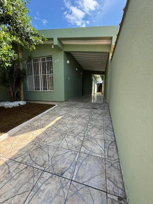 Foto 2 de Casa com 3 quartos à venda, 180m2 em Peruibe - SP