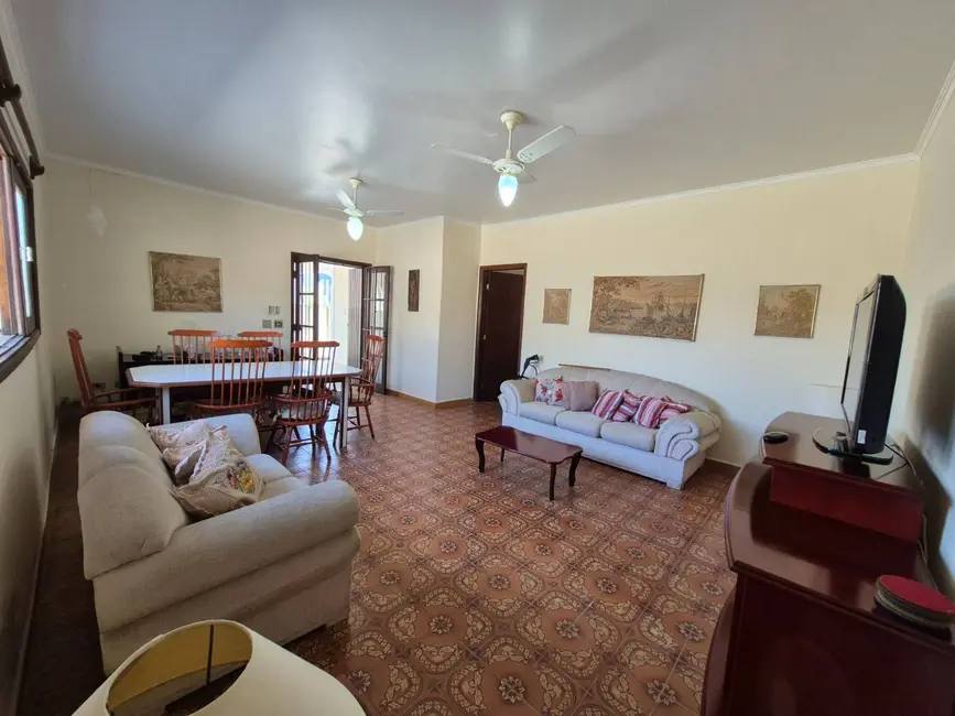 Foto 6 de Casa com 3 quartos à venda, 260m2 em Peruibe - SP