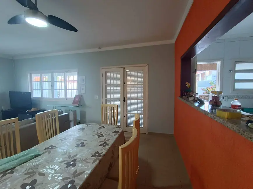 Foto 5 de Casa com 3 quartos à venda, 275m2 em Peruibe - SP