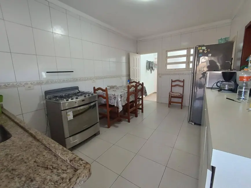 Foto 6 de Casa com 3 quartos à venda, 275m2 em Peruibe - SP