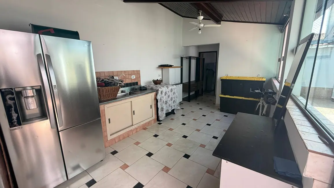 Foto 9 de Casa com 3 quartos à venda, 250m2 em Peruibe - SP