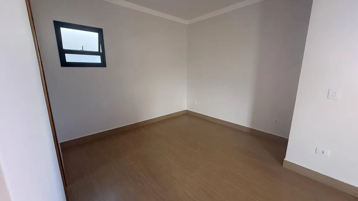 Foto 9 de Casa com 4 quartos à venda, 290m2 em Peruibe - SP