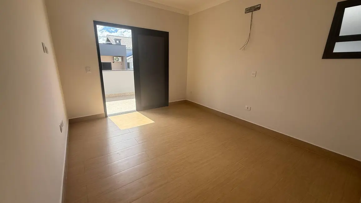 Foto 4 de Casa com 4 quartos à venda, 290m2 em Peruibe - SP