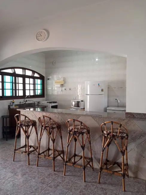 Foto 5 de Casa com 2 quartos à venda, 250m2 em Peruibe - SP