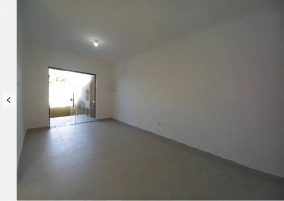 Foto 2 de Casa com 2 quartos à venda, 162m2 em Peruibe - SP