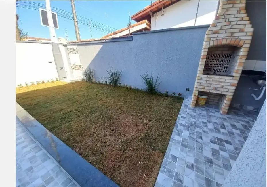 Foto 9 de Casa com 2 quartos à venda, 162m2 em Peruibe - SP