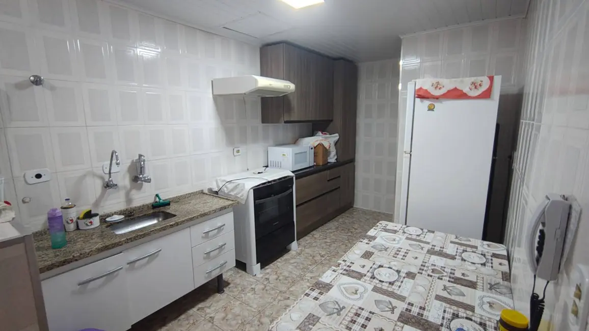 Apartamento com 3 quartos à venda em Peruibe - SP - imagem 4 Foto 4 de Apartamento com 3 quartos à venda em Peruibe - SP