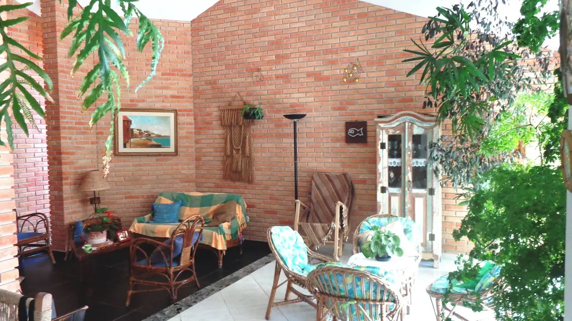 Foto 3 de Casa com 4 quartos à venda, 780m2 em Peruibe - SP