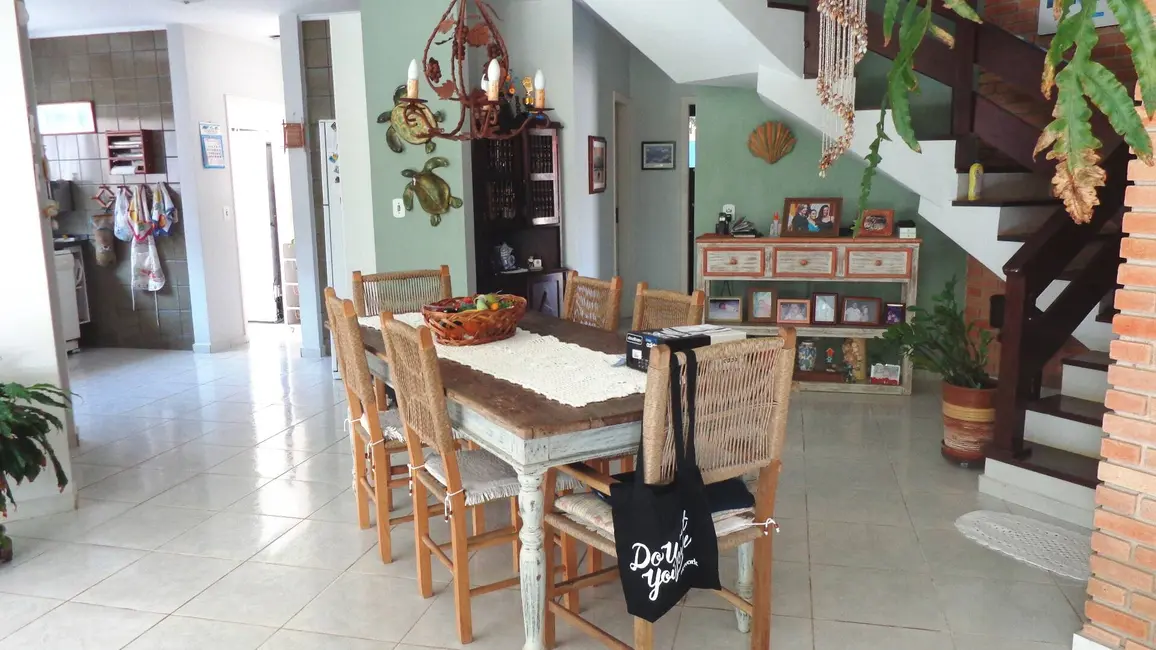 Foto 5 de Casa com 4 quartos à venda, 780m2 em Peruibe - SP