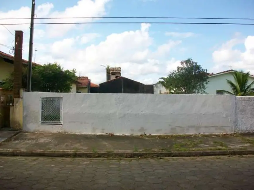 Foto 1 de Casa com 3 quartos à venda, 300m2 em Peruibe - SP