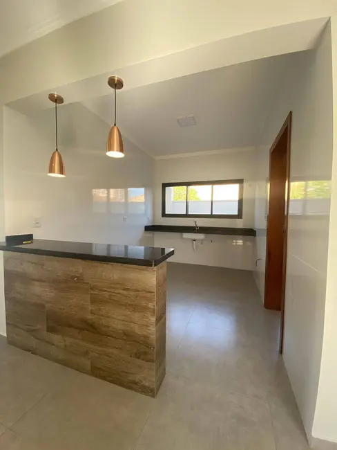 Foto 4 de Casa com 3 quartos à venda, 250m2 em Peruibe - SP