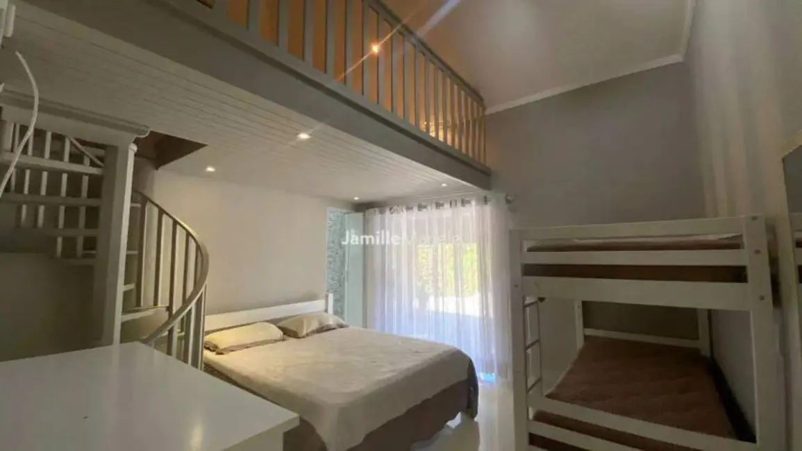 Casa com 5 quartos à venda, 1070m2 em Peruibe - SP - imagem 8 Foto 8 de Casa com 5 quartos à venda, 1070m2 em Peruibe - SP