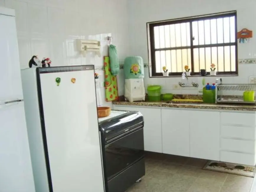 Foto 4 de Terreno / Lote à venda, 313m2 em Peruibe - SP