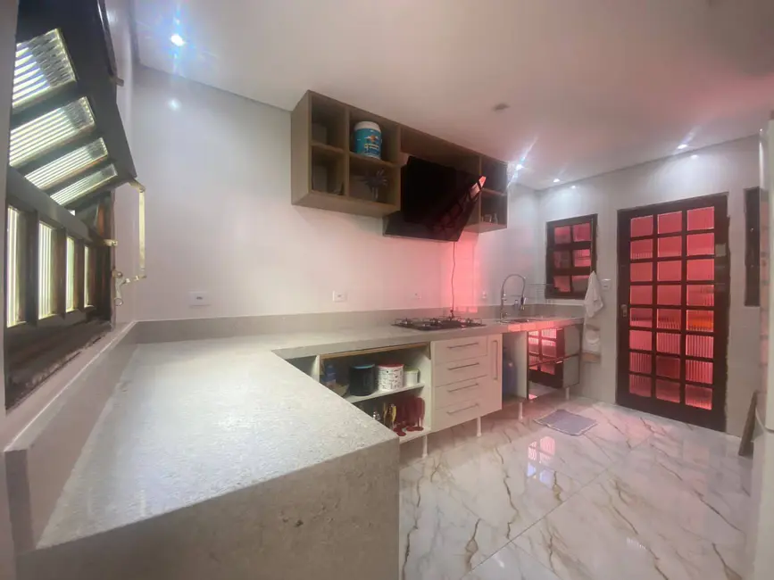 Foto 4 de Casa com 3 quartos à venda em Peruibe - SP