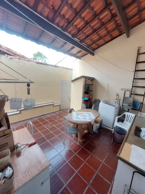 Foto 9 de Casa com 3 quartos à venda, 302m2 em Peruibe - SP