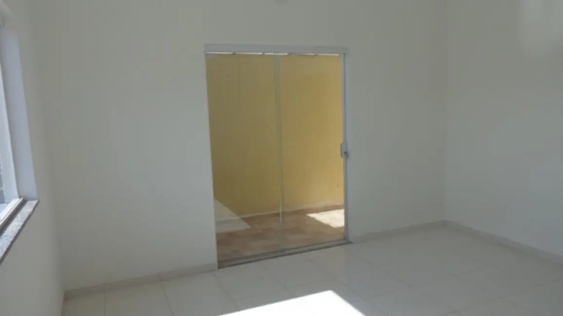 Casa com 3 quartos à venda, 250m2 em Peruibe - SP - imagem 3 Foto 3 de Casa com 3 quartos à venda, 250m2 em Peruibe - SP