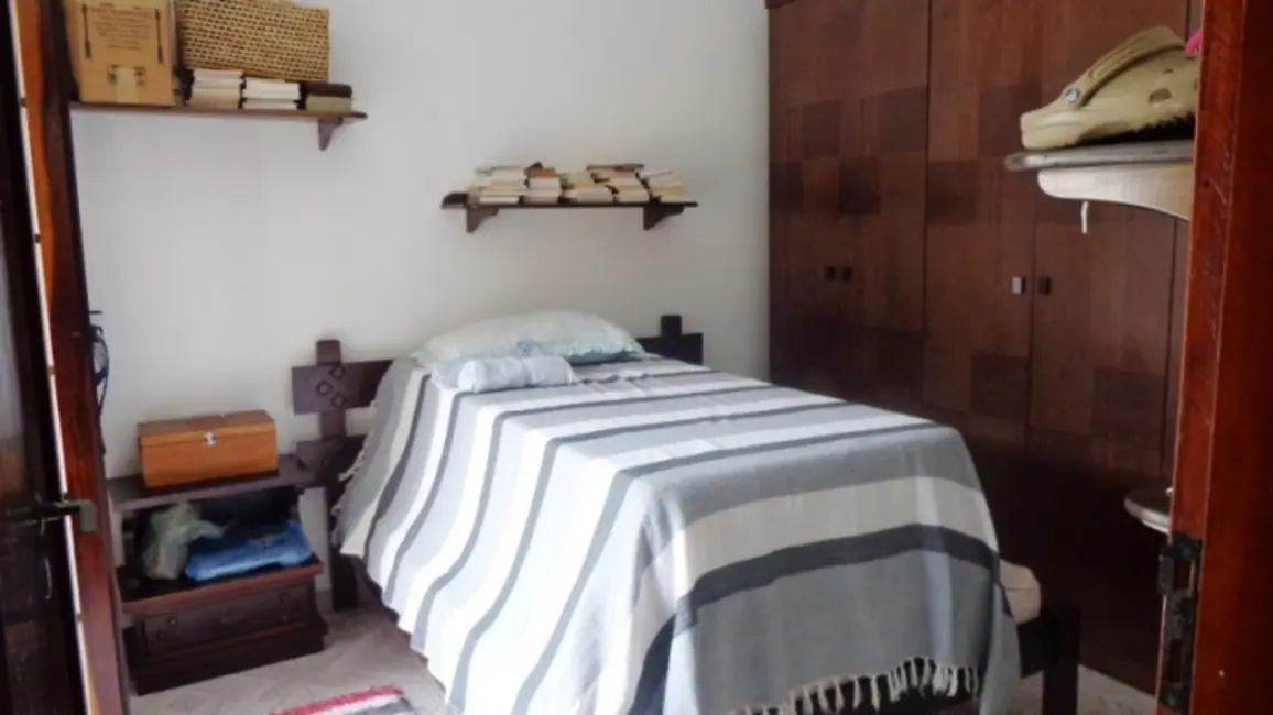 Casa com 3 quartos à venda em Peruibe - SP - imagem 3 Foto 3 de Casa com 3 quartos à venda em Peruibe - SP