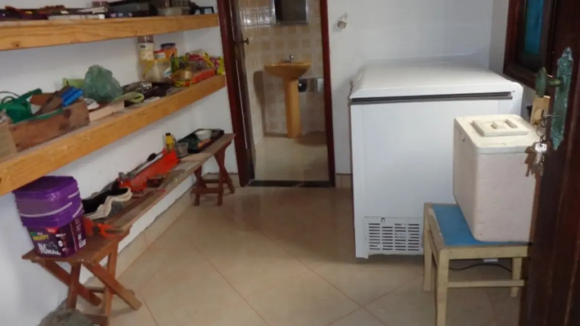 Casa com 3 quartos à venda em Peruibe - SP - imagem 5 Foto 5 de Casa com 3 quartos à venda em Peruibe - SP