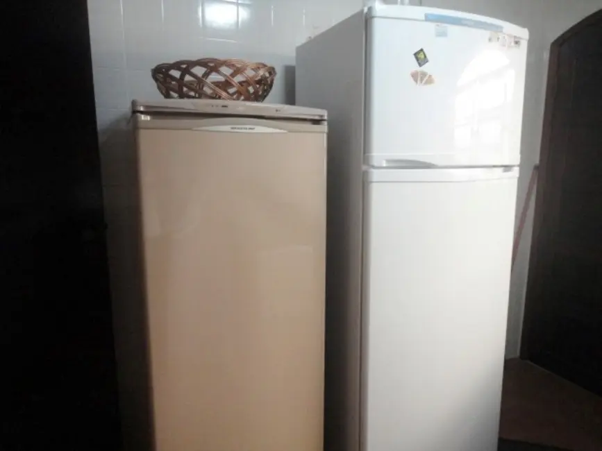 Casa com 3 quartos à venda em Peruibe - SP - imagem 6 Foto 6 de Casa com 3 quartos à venda em Peruibe - SP