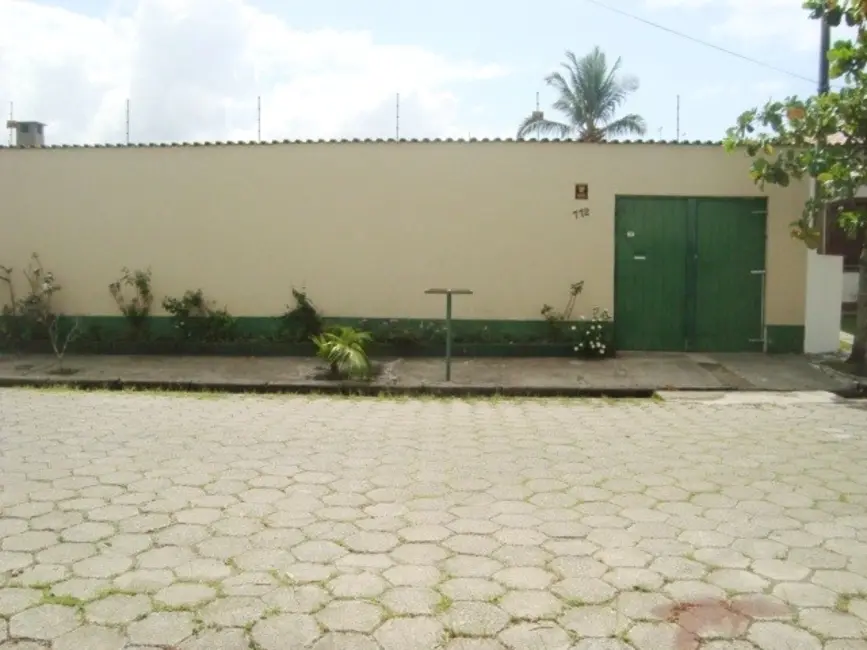 Foto 1 de Casa com 3 quartos à venda, 260m2 em Peruibe - SP