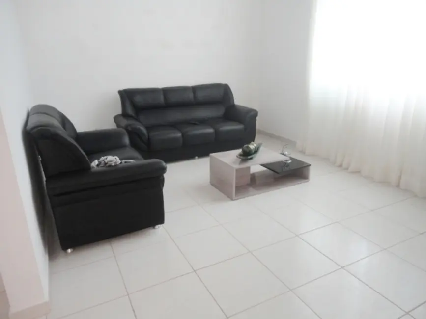 Foto 2 de Casa com 4 quartos à venda, 250m2 em Peruibe - SP