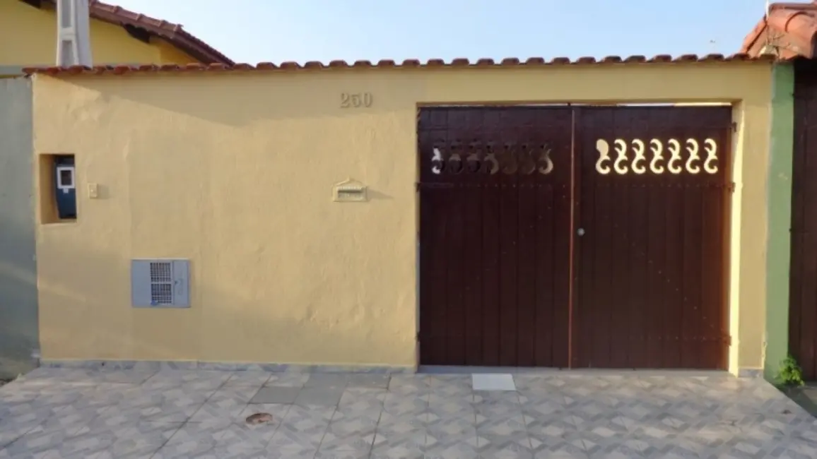 Foto 1 de Casa à venda, 288m2 em Peruibe - SP