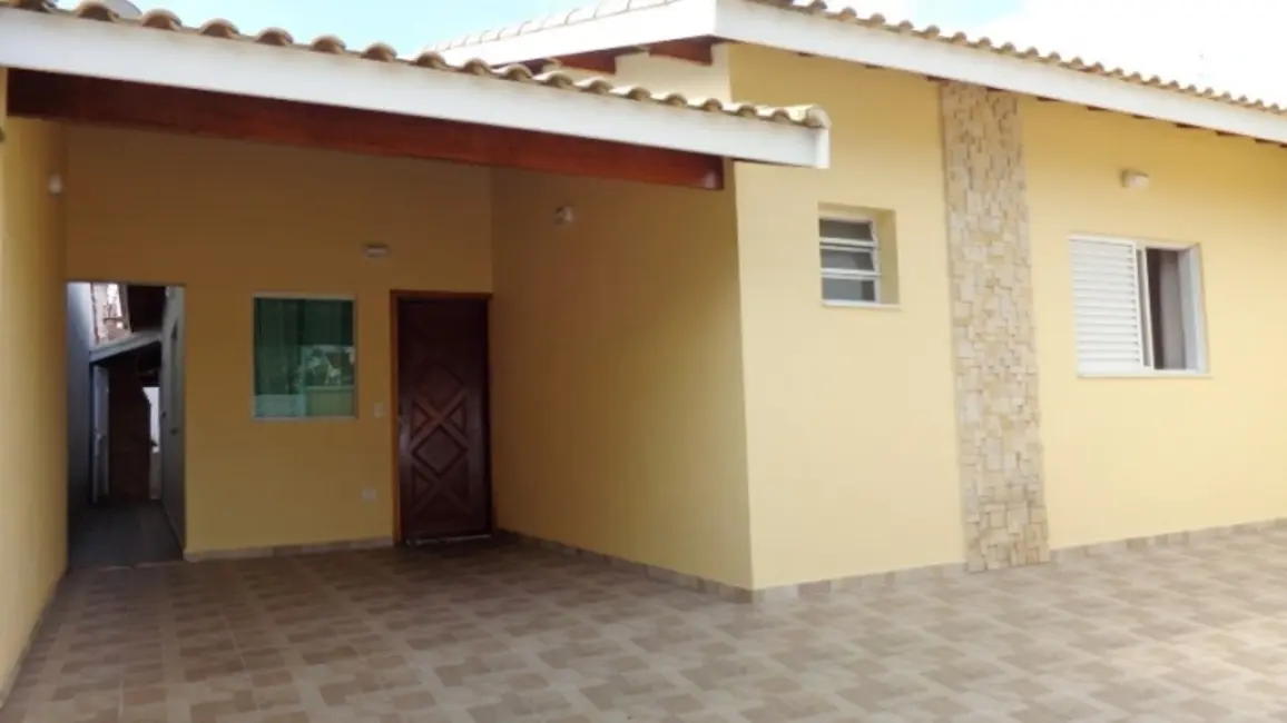 Foto 2 de Casa à venda, 288m2 em Peruibe - SP