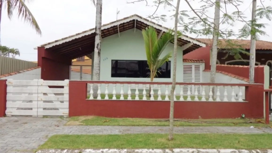 Foto 1 de Casa com 3 quartos à venda e para alugar em Peruibe - SP