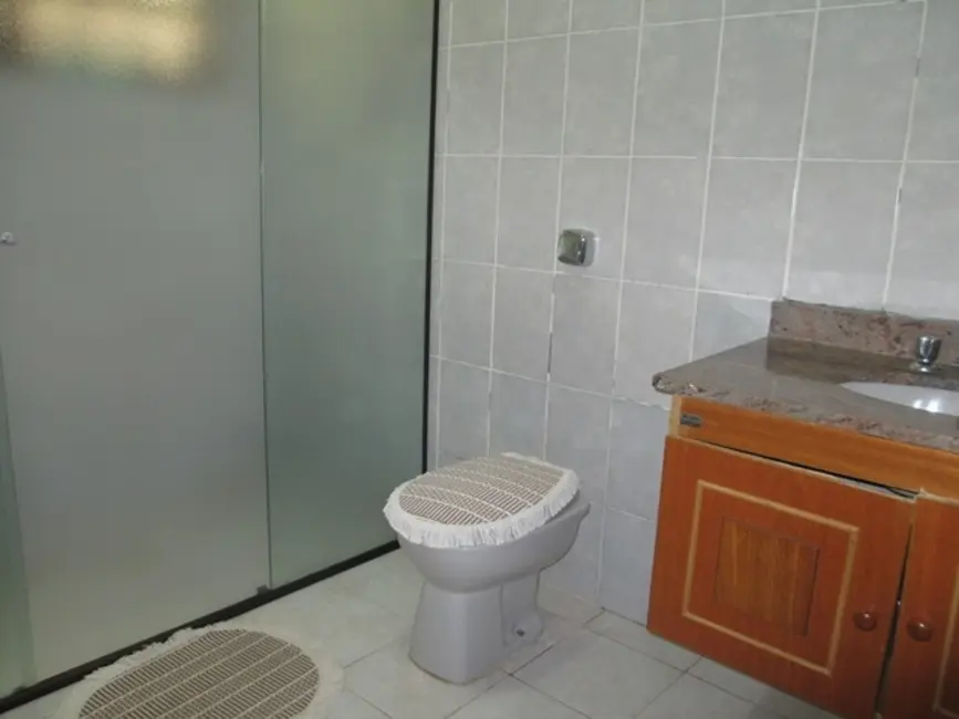 Casa com 3 quartos à venda, 250m2 em Peruibe - SP - imagem 4 Foto 4 de Casa com 3 quartos à venda, 250m2 em Peruibe - SP