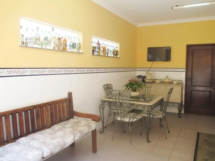 Foto 4 de Casa com 4 quartos à venda, 290m2 em Peruibe - SP