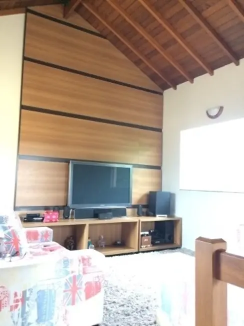 Casa com 3 quartos à venda, 320m2 em Peruibe - SP - imagem 7 Foto 7 de Casa com 3 quartos à venda, 320m2 em Peruibe - SP