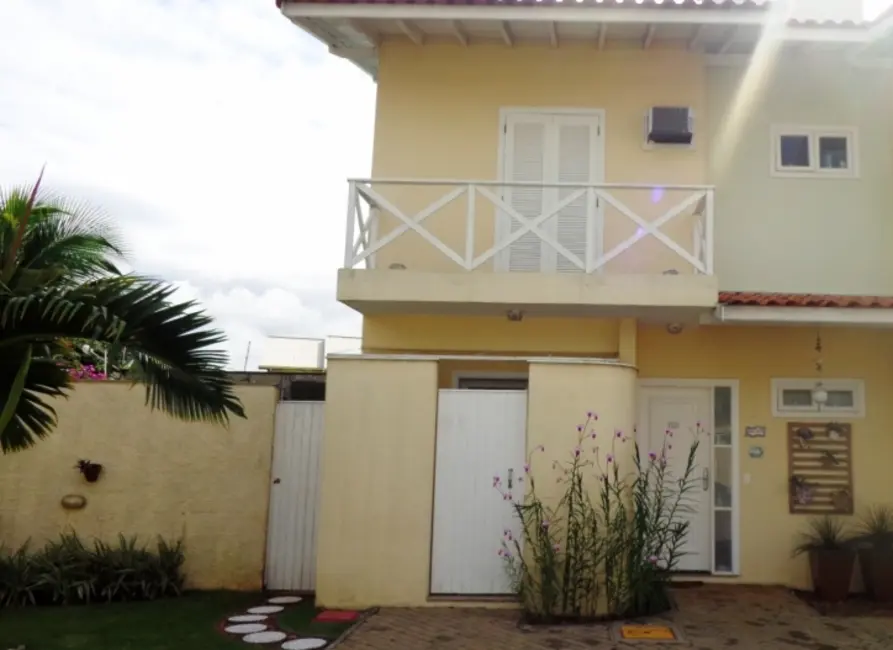 Foto 1 de Casa com 3 quartos à venda, 167m2 em Peruibe - SP