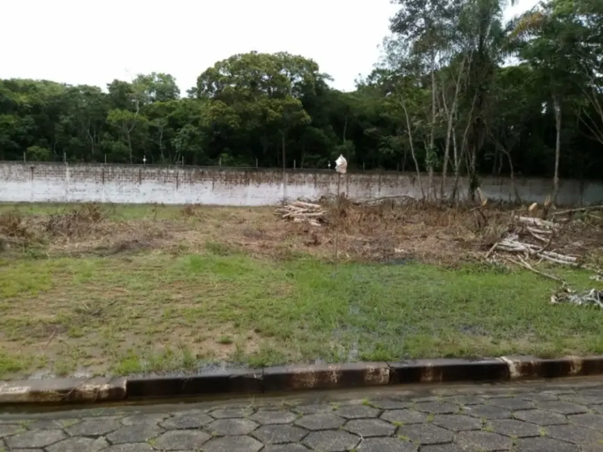 Foto 2 de Terreno / Lote à venda, 864m2 em Peruibe - SP