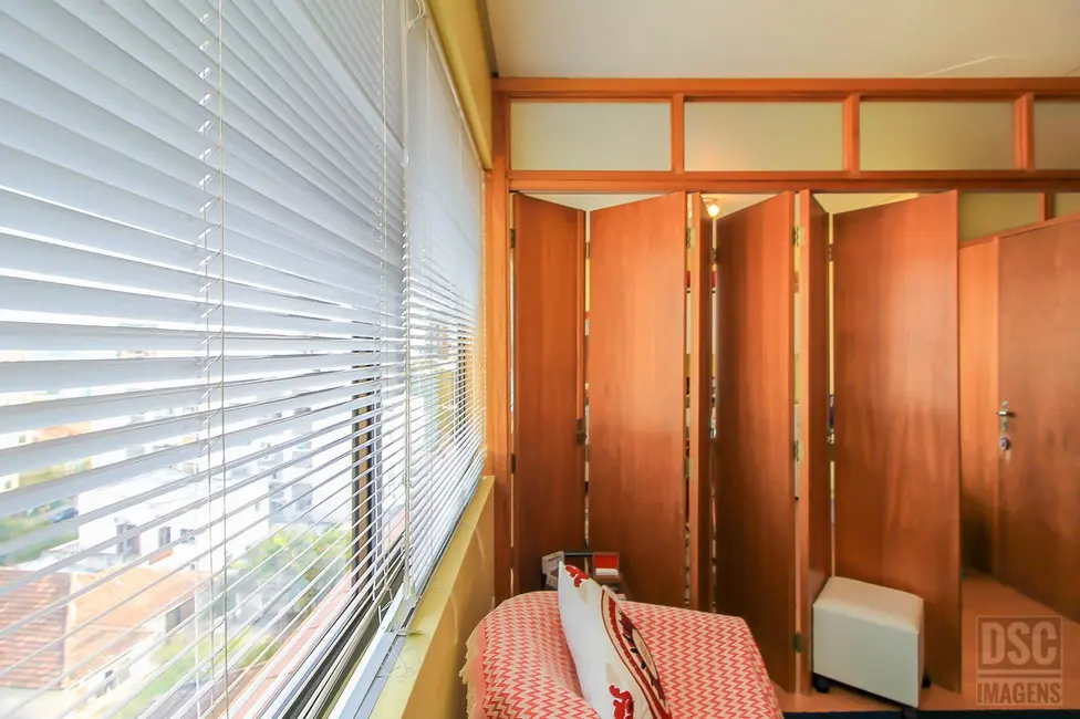 Sala Comercial à venda, 32m2 em Petrópolis, Porto Alegre - RS - imagem 6 Foto 6 de Sala Comercial à venda, 32m2 em Petrópolis, Porto Alegre - RS