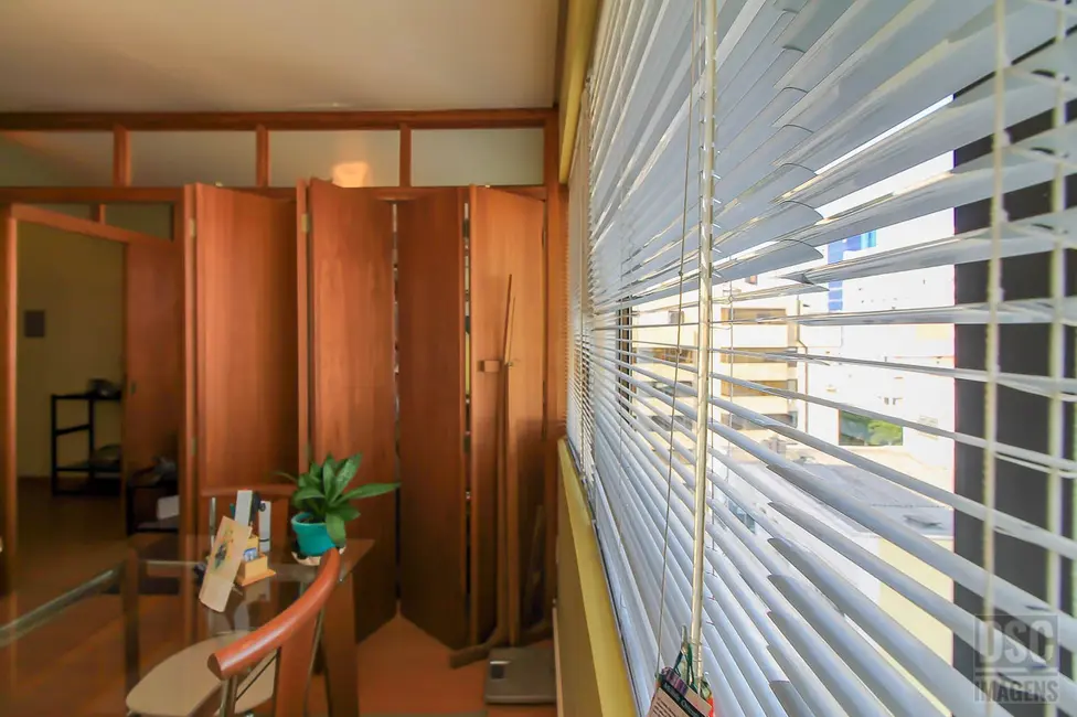 Sala Comercial à venda, 32m2 em Petrópolis, Porto Alegre - RS - imagem 3 Foto 3 de Sala Comercial à venda, 32m2 em Petrópolis, Porto Alegre - RS
