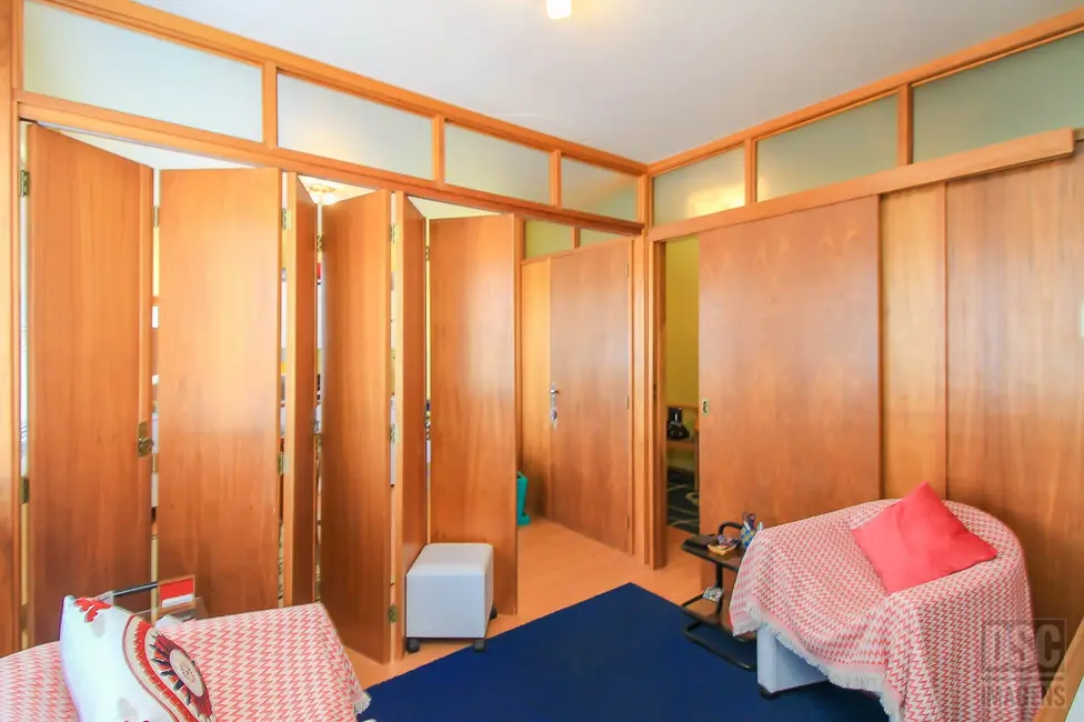 Sala Comercial à venda, 32m2 em Petrópolis, Porto Alegre - RS - imagem 4 Foto 4 de Sala Comercial à venda, 32m2 em Petrópolis, Porto Alegre - RS