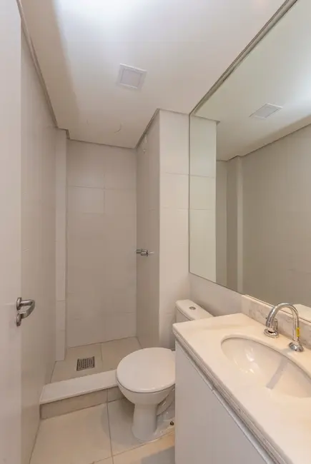 Apartamento com 3 quartos à venda, 65m2 em Petrópolis, Porto Alegre - RS - imagem 9 Foto 9 de Apartamento com 3 quartos à venda, 65m2 em Petrópolis, Porto Alegre - RS