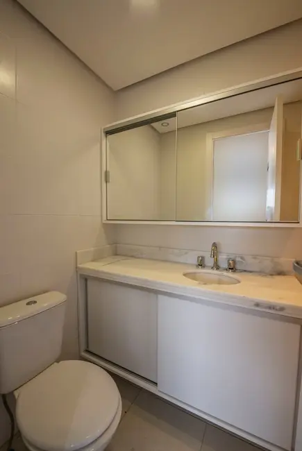 Apartamento com 3 quartos à venda, 65m2 em Petrópolis, Porto Alegre - RS - imagem 8 Foto 8 de Apartamento com 3 quartos à venda, 65m2 em Petrópolis, Porto Alegre - RS