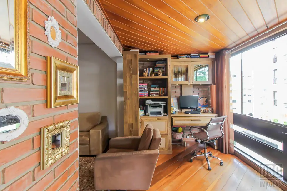 Foto 5 de Apartamento com 3 quartos à venda, 230m2 em Auxiliadora, Porto Alegre - RS