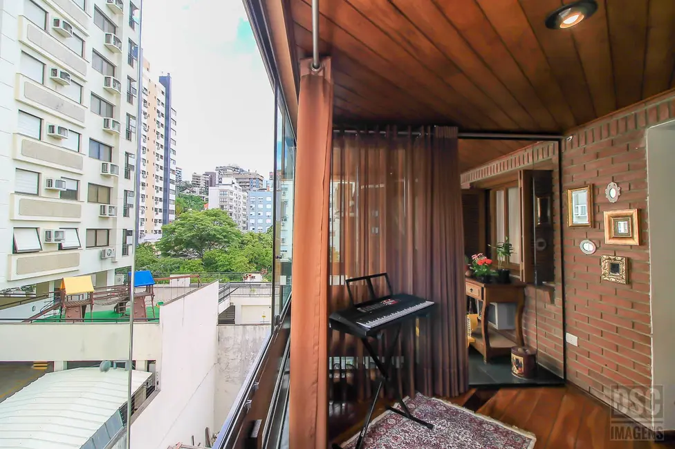 Foto 7 de Apartamento com 3 quartos à venda, 230m2 em Auxiliadora, Porto Alegre - RS