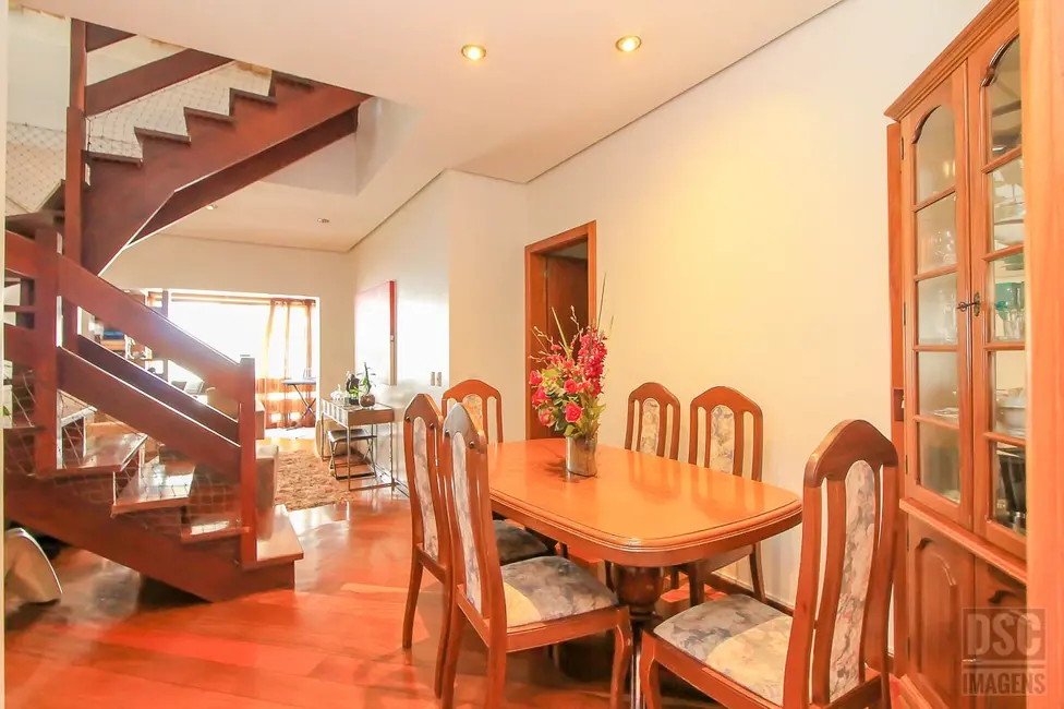 Foto 2 de Apartamento com 3 quartos à venda, 230m2 em Auxiliadora, Porto Alegre - RS