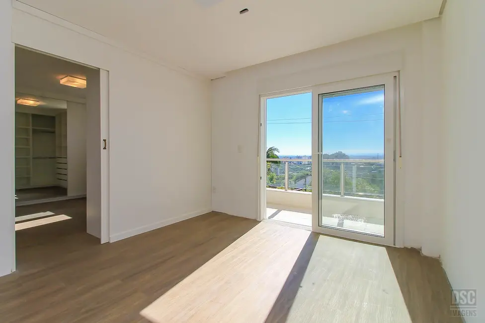 Foto 5 de Casa de Condomínio com 4 quartos à venda, 386m2 em Vila Jardim, Porto Alegre - RS