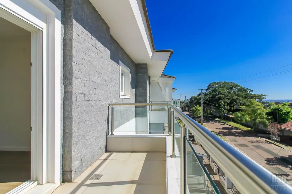 Foto 2 de Casa de Condomínio com 4 quartos à venda, 386m2 em Vila Jardim, Porto Alegre - RS