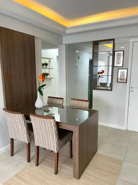 Foto 9 de Apartamento com 2 quartos à venda, 86m2 em Capao Da Canoa - RS