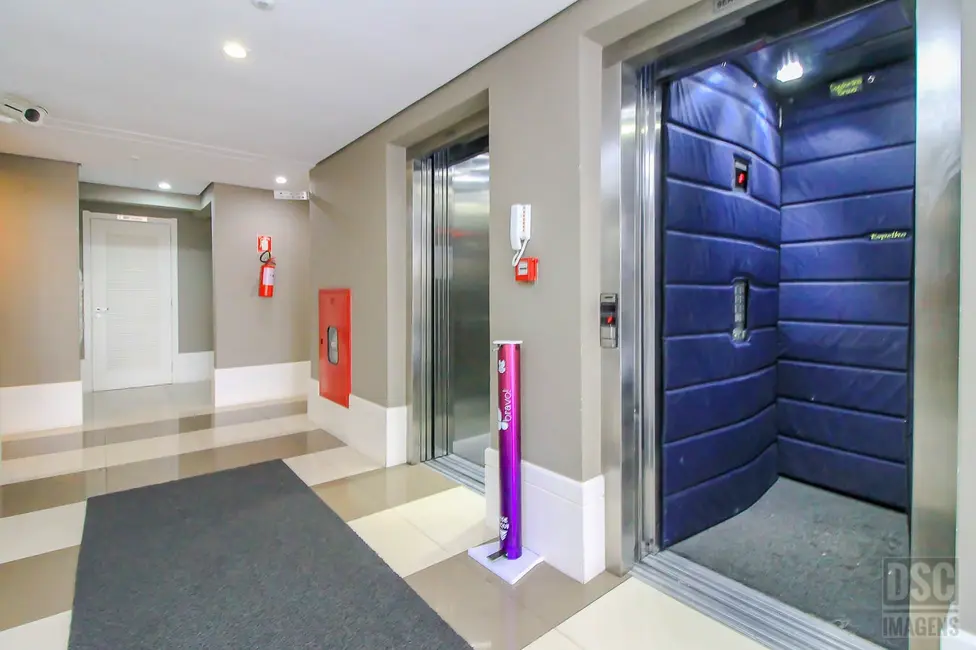 Foto 2 de Apartamento com 3 quartos à venda, 90m2 em Porto Alegre - RS